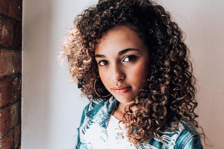 'The Witcher' 16 year old Actress Mya-Lecia Naylor Is Dead