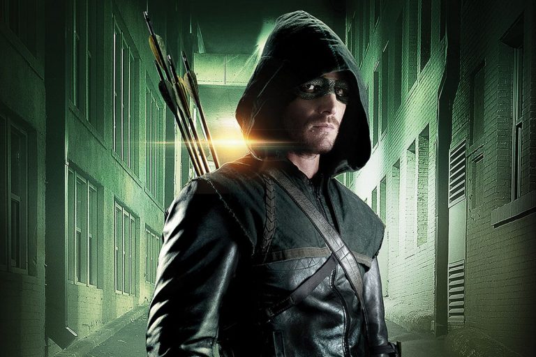 Actor Stephen Amell Uses Avengers: Endgame Meme for Arrow Teaser