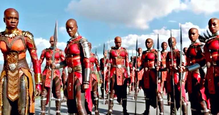Wakandan warriors were going to get mech suits in infinity war. Pic courtesy: movieweb.com