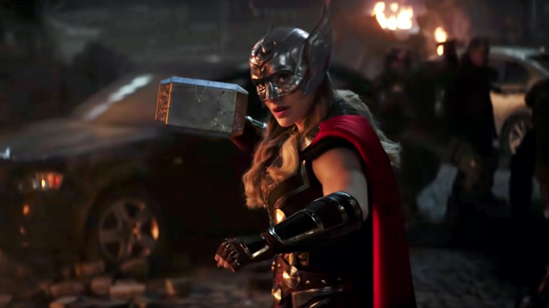 Jane Foster in Thor Love and Thunder trailer
