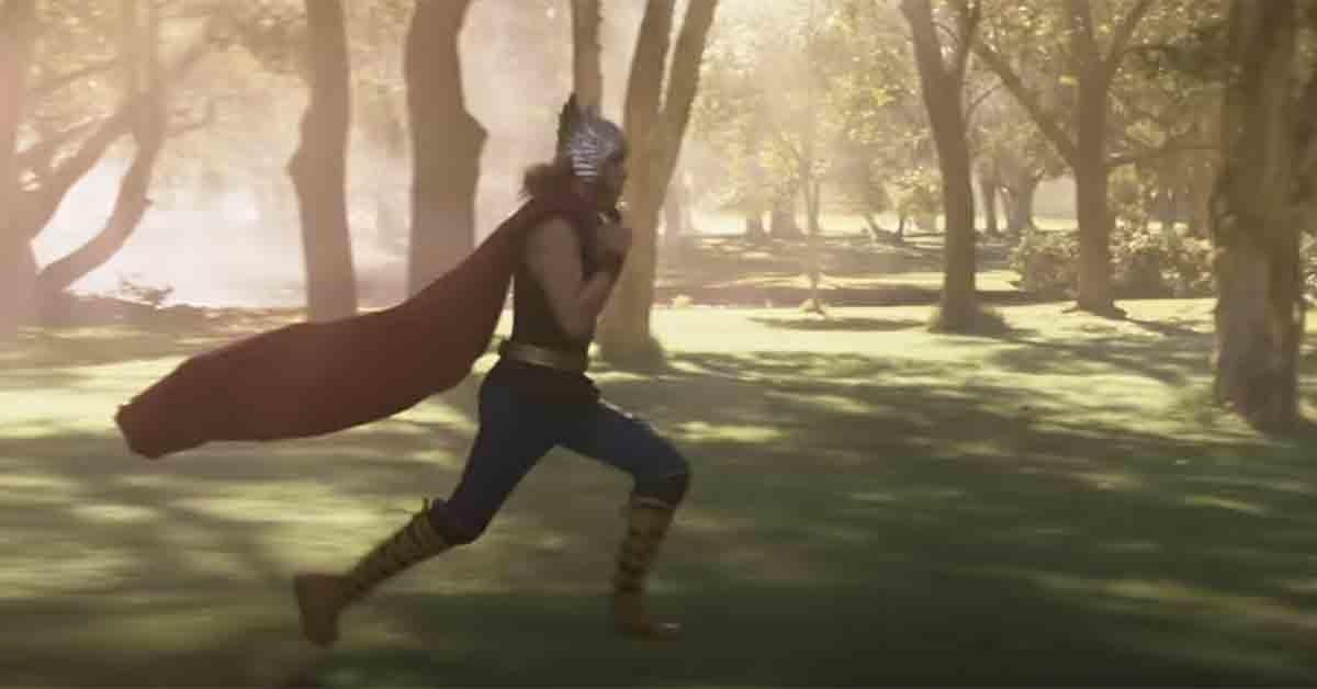 Thor’s classic costume in Thor Love and Thunder trailer
