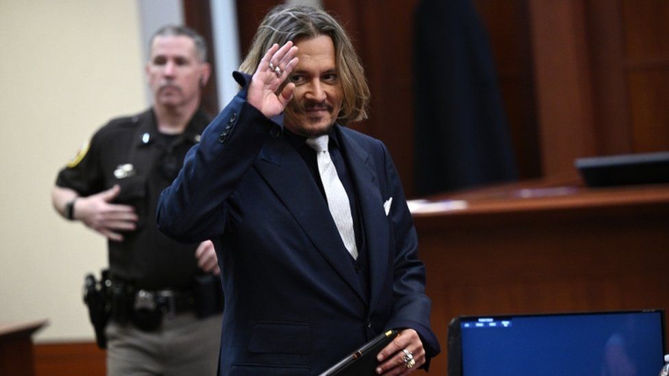 Johnny Depp - Johnny Depp Celebrates Trial Win By Splurging on Grand Buffet of Indian Delicacies