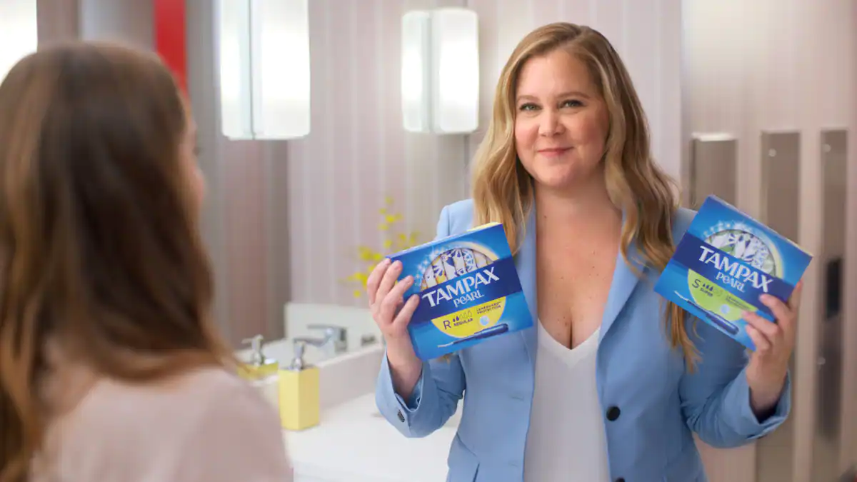 Amy Schumer Embroiled in Fresh New Tampon Shortage Controversy, Fans