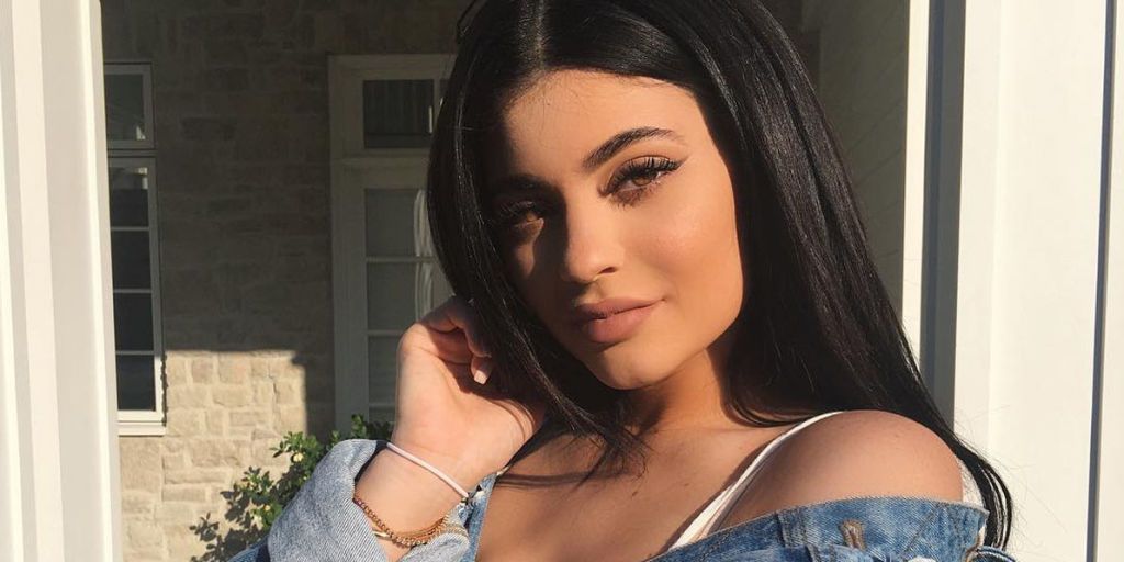 Kylie Jenner posts for announcement of her new birthday edition makeup collection