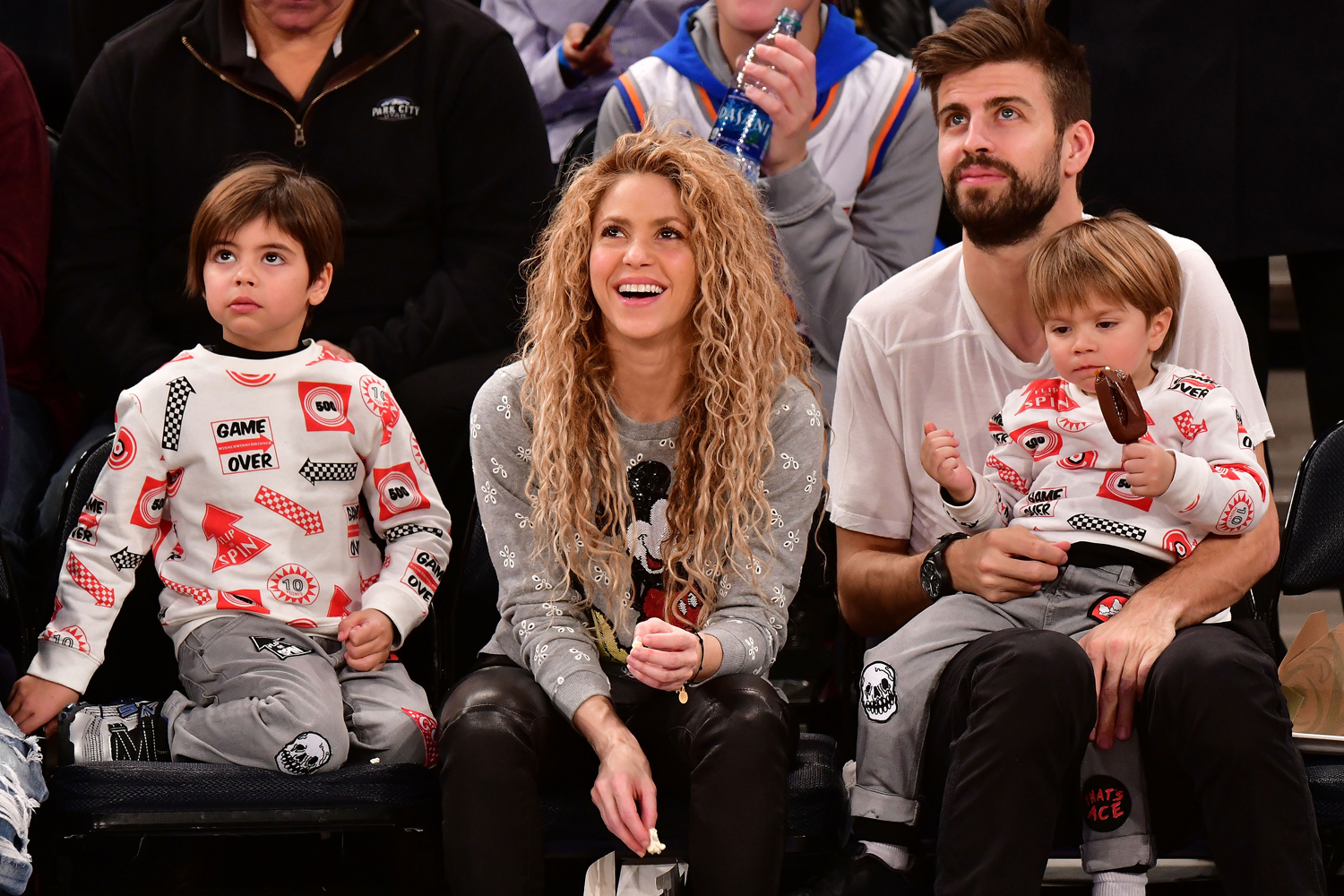 Shakira and Gerard Pique with their Kids
