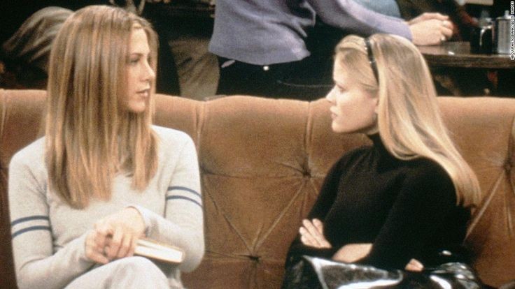 Rachel Green (Jennifer Aniston) and Jill Green (Reese Witherspoon) 