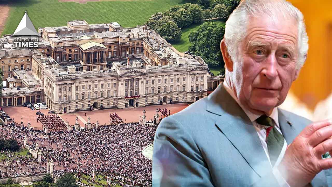 73 Year Old King Charles III Has Trouble Figuring Out Buckingham Palace Entrance