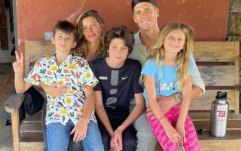 Tom Brady with his family
