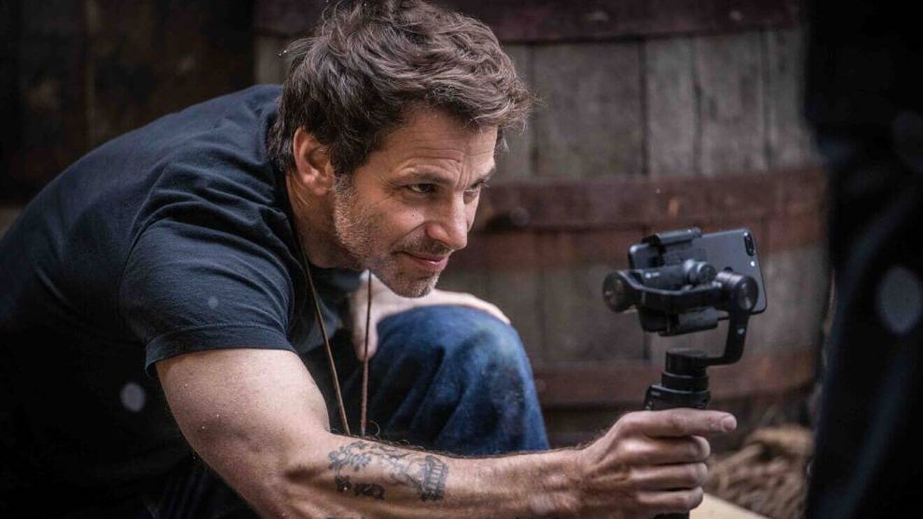 Zack Snyder answered fans questions