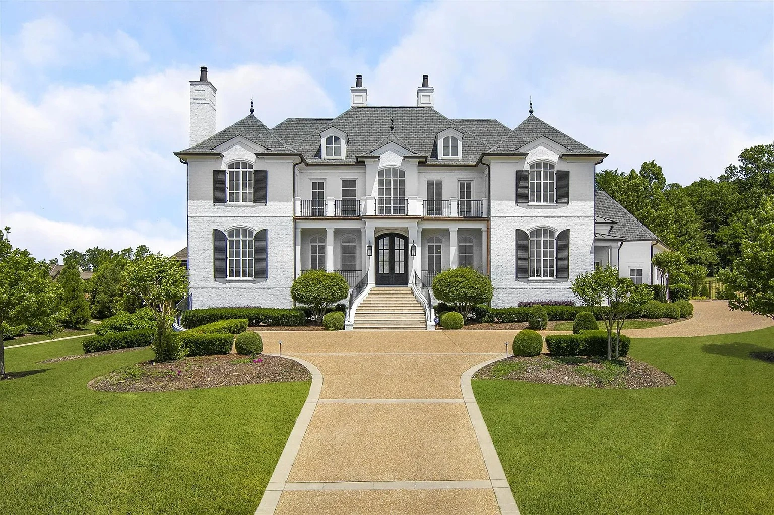 The second 10-bedroom mansion Chrisleys bought for $3.37 million