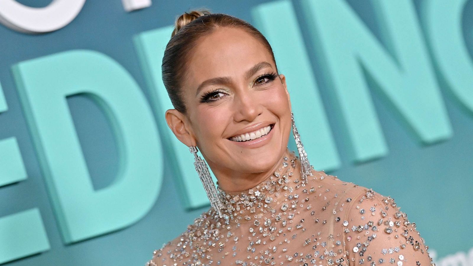 JLo looks stunning at her movie premiere