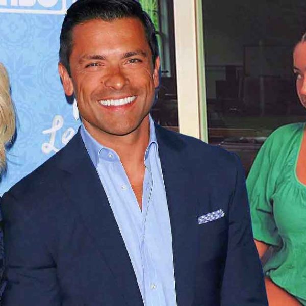 That’s literally what was happening”: Kelly Ripa’s Daughter Walked into Mom and Dad’s Room Unannounced –…